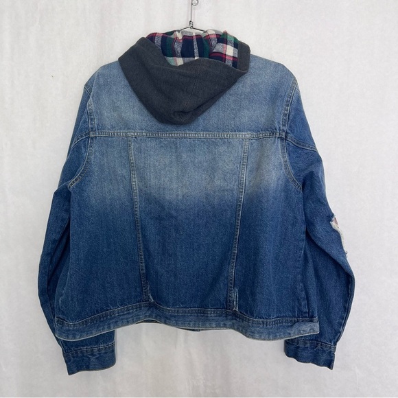 Amethyst Jeans Jean Jacket with Flannel Accents 2X - Picture 2 of 8